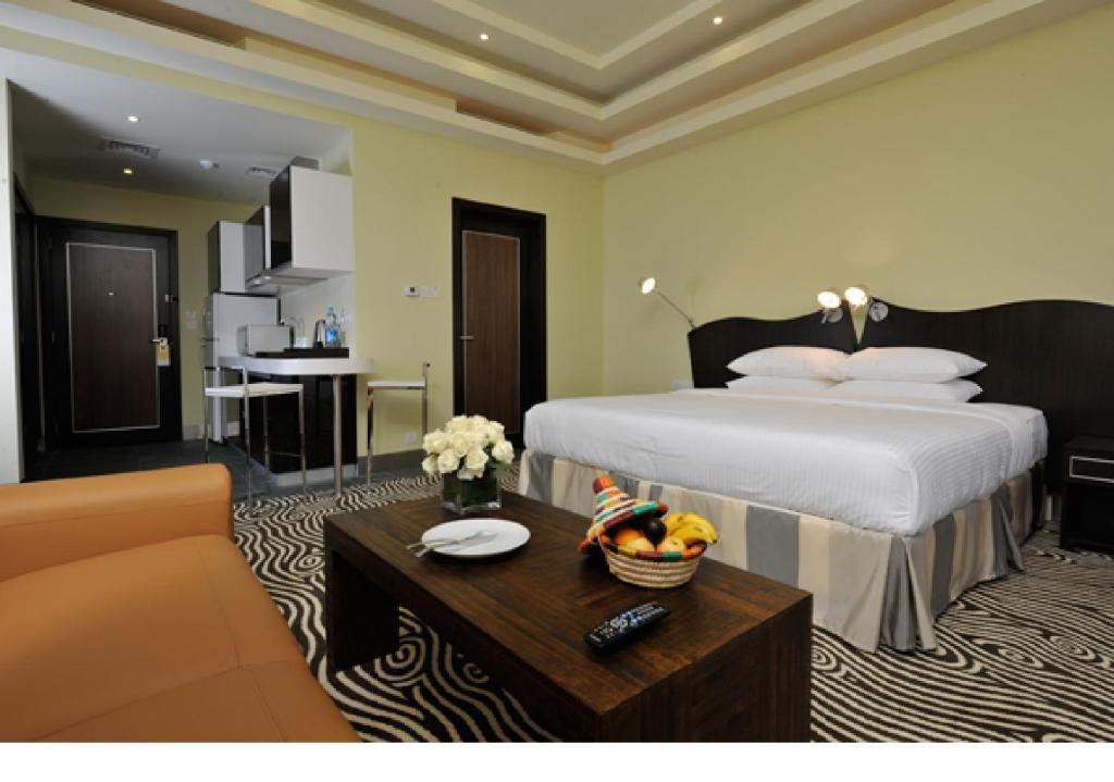 Al Raya Suites Hotel Manama Pokój zdjęcie