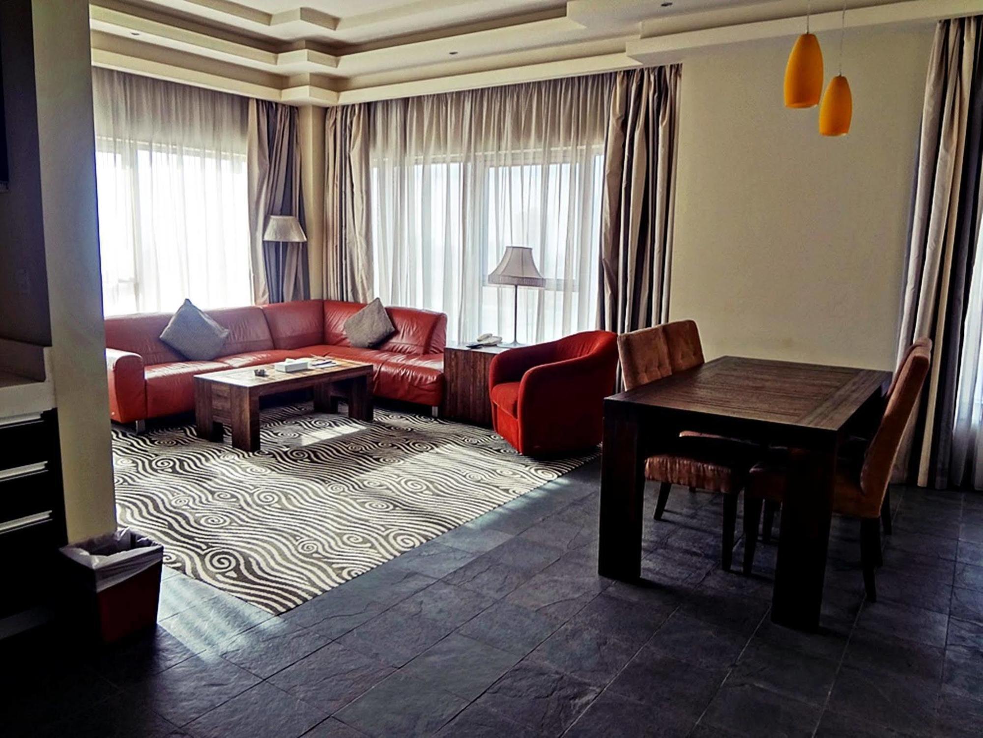 Al Raya Suites Hotel Manama Zewnętrze zdjęcie