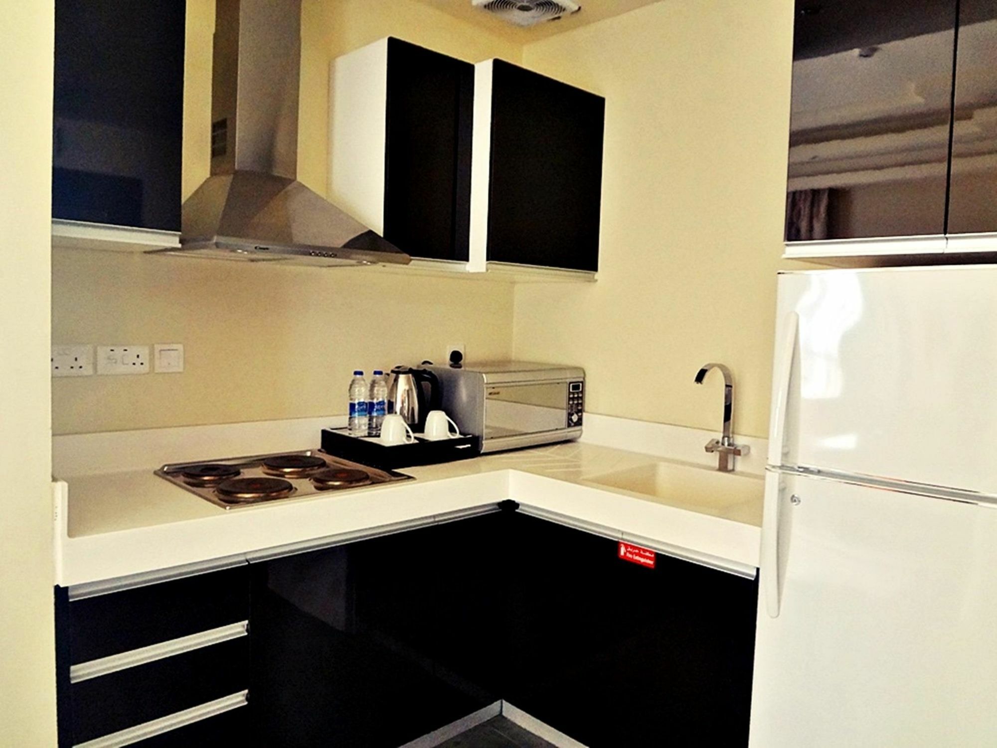 Al Raya Suites Hotel Manama Zewnętrze zdjęcie